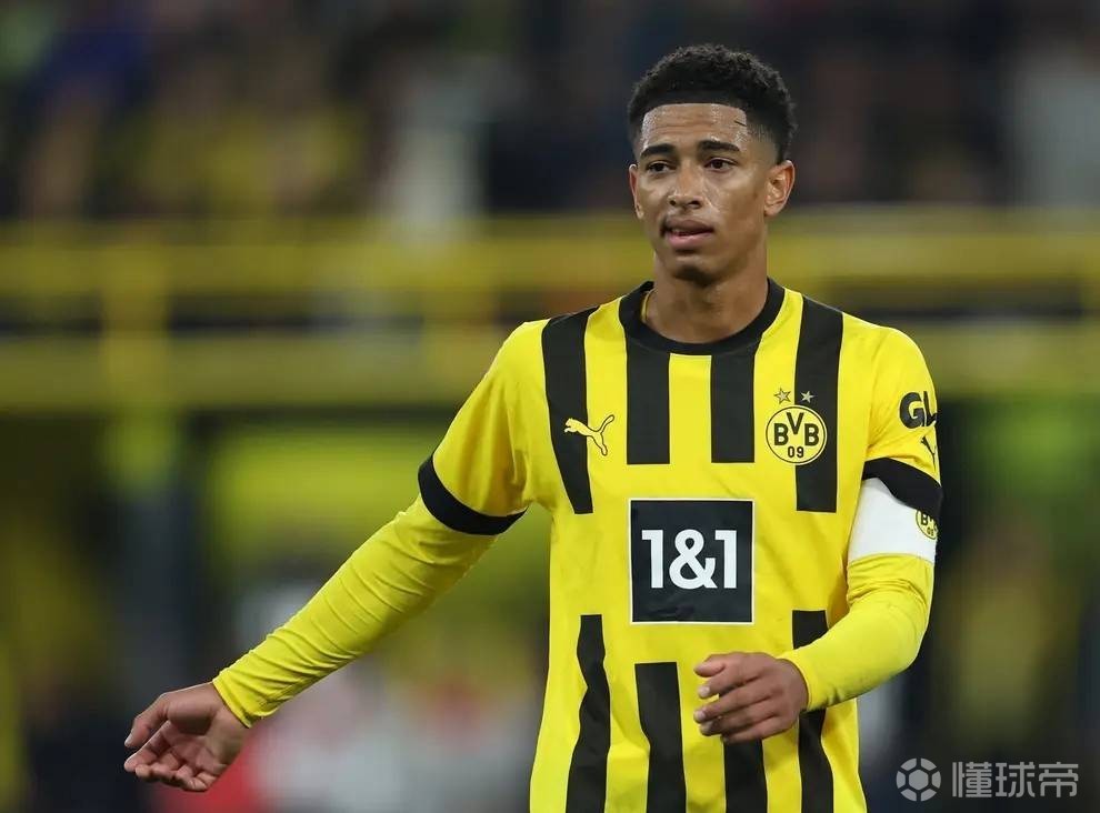 阿门汤普森外线发动进攻集锦-爱游戏ayx网站