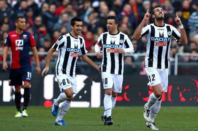 清晨意大利杯焦点战，法兰克福临场应变，信心回归，年轻球员得到机会的简单介绍